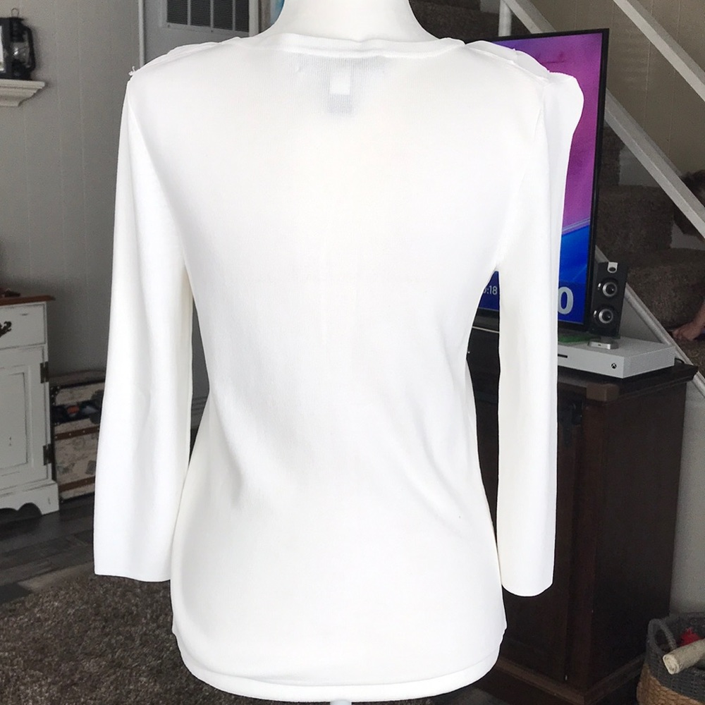 White button down quarter sleeve blouse - Picture 5 of 10